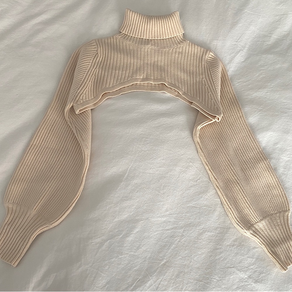 Lulus XS cream knit bolero